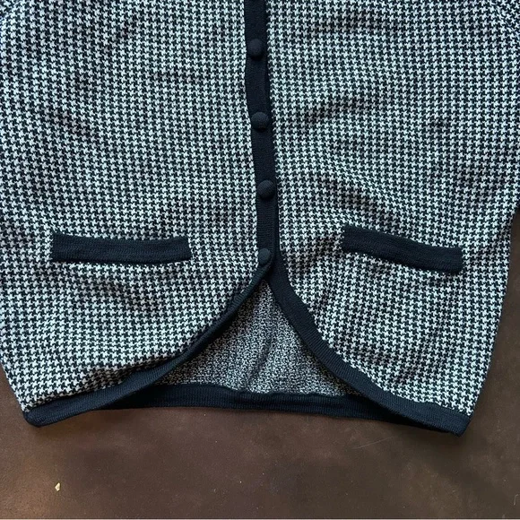 100% wool vintage cardigan- black and white houndstooth- jaeger- small - Picture 6 of 16